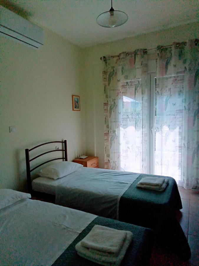 Irina Haus Apartamento Gerakini Exterior foto