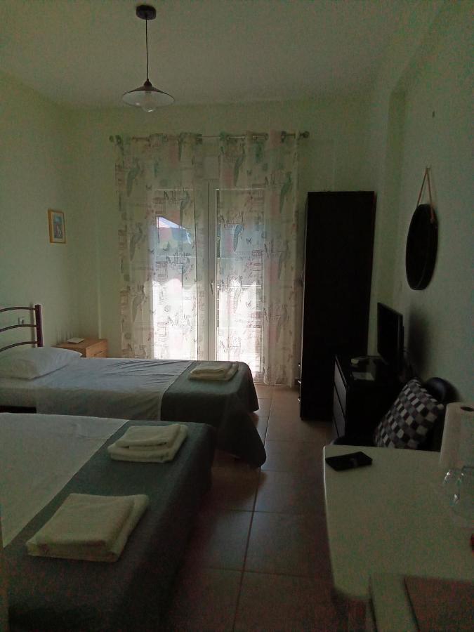 Irina Haus Apartamento Gerakini Exterior foto